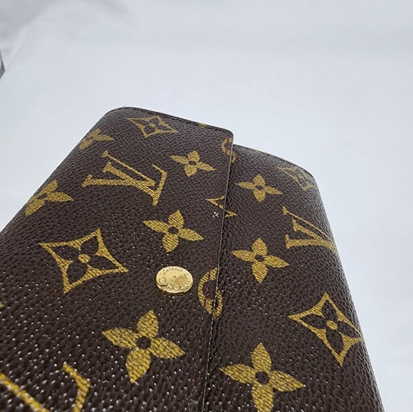 Authentic Louis Vuitton Vintage Sarah wallet - Picture 2 of 8